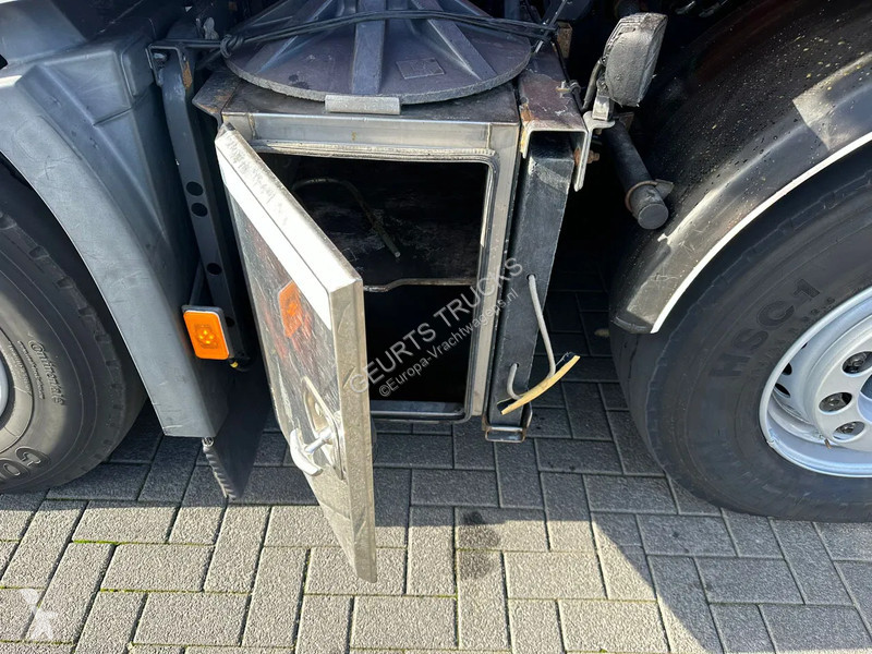 Camion Volvo 10X4 + FASSI F1650RAL.2.28 + JIB...