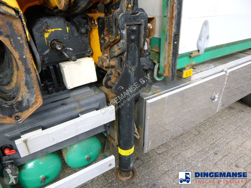 Camion Volvo 440 6x2 Euro 4 + Effer 350.11/6S