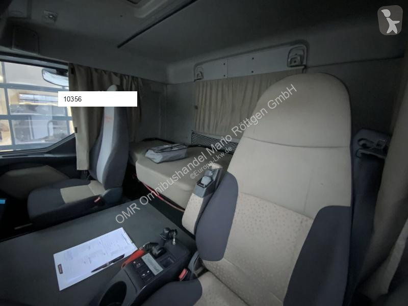 Lastbil Renault 460.32 8x4 Dxi