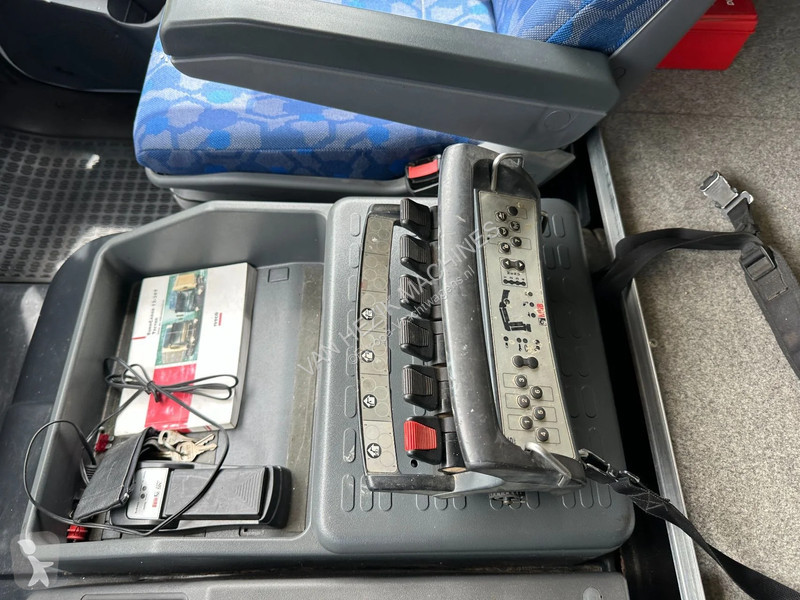 Kamion Iveco EuroCargo 120 manual haib 099...
