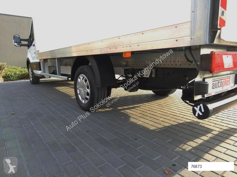 Camion Ford TRANSIT KONTENER WINDA 8 PALET...