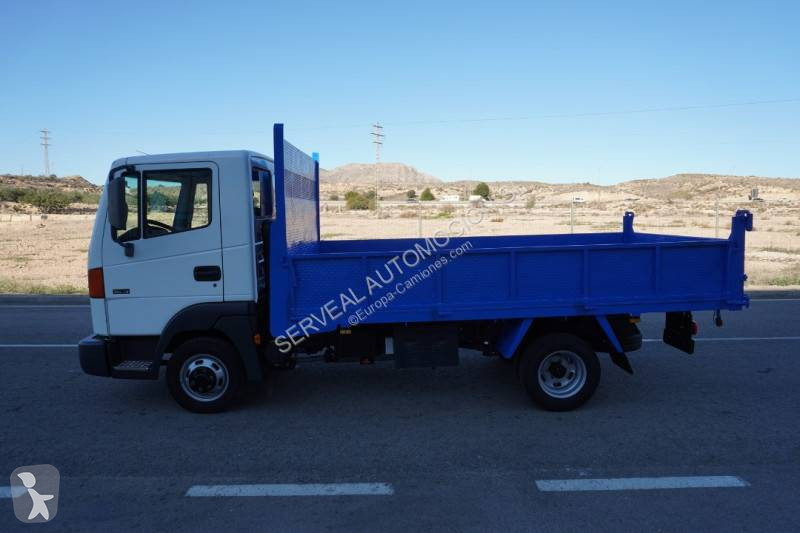 Camion Nissan