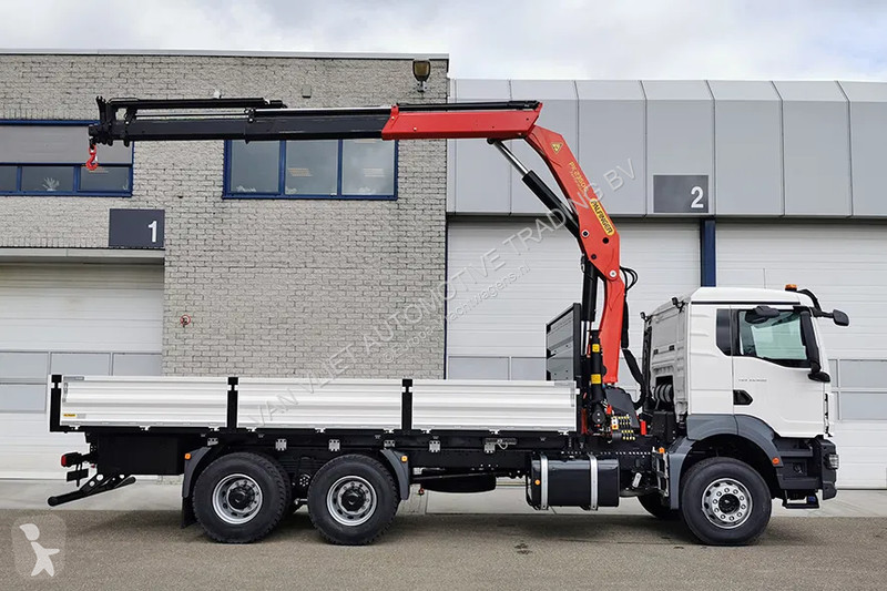 Camión MAN 33.400 BB CH Crane Truck (10 units)