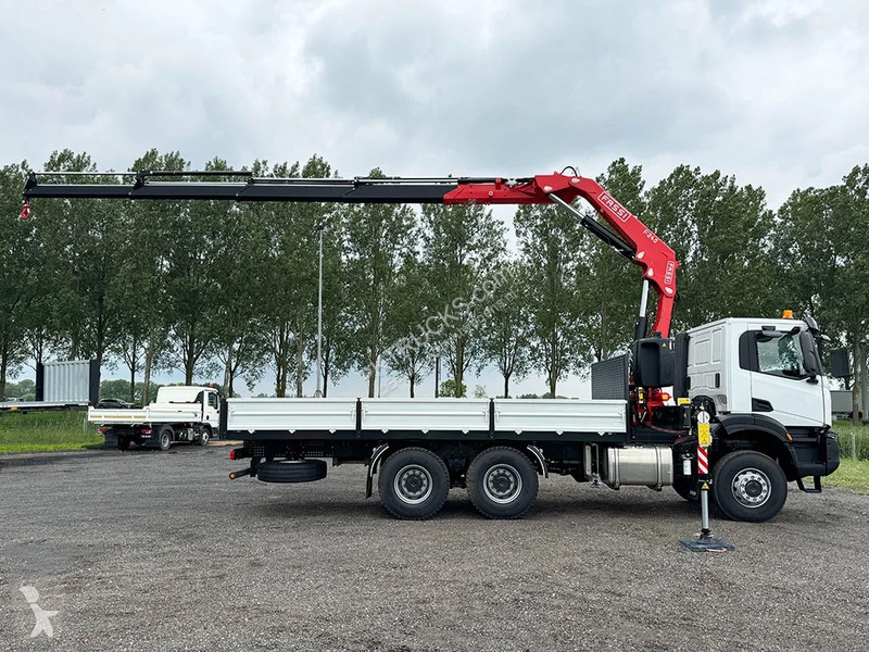 Camión Iveco T-Way AD380T43WH AT Crane Truck (3...