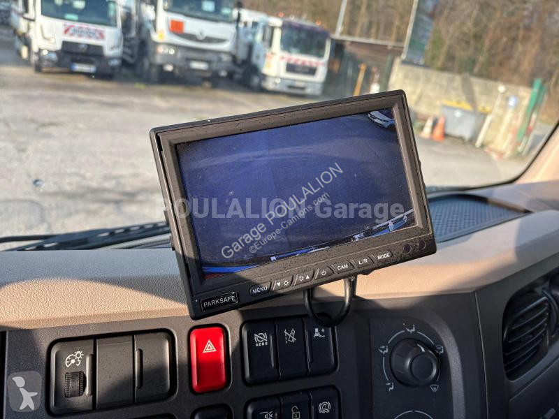 Kamion DAF HAYON RETRACTABLE DHOLLANDIA  210 FA