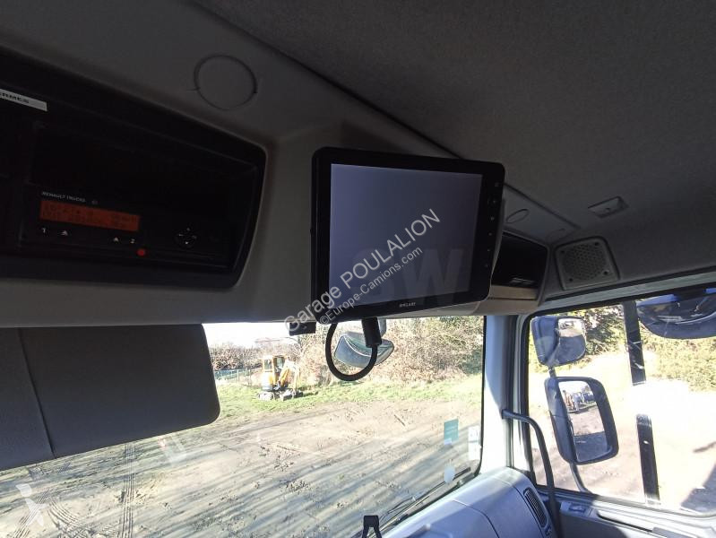 Kamion Renault CITERNE MAGYAR 10500L, 4 CPTS D...