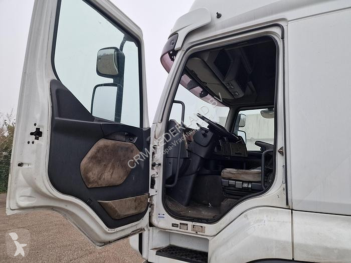 Camion Renault premium