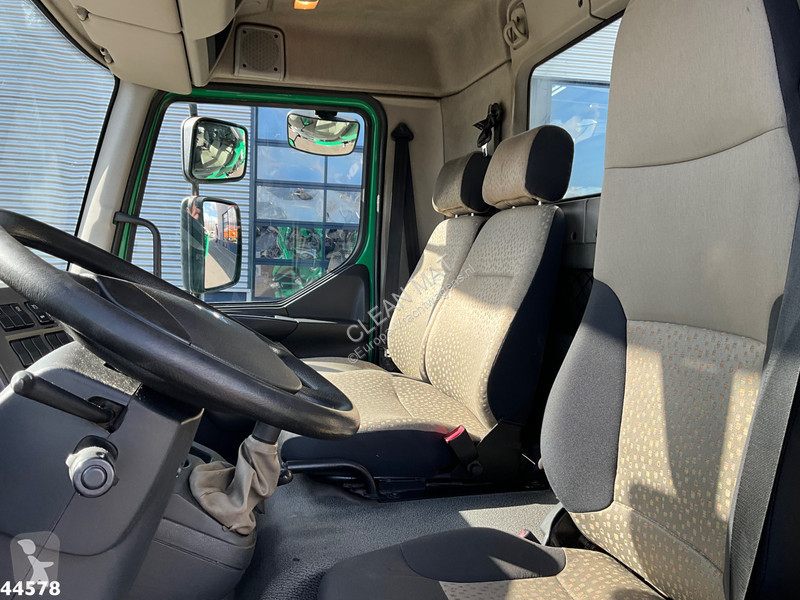 Camion Renault 300.12 Manual Hiab 8 Tonmeter...