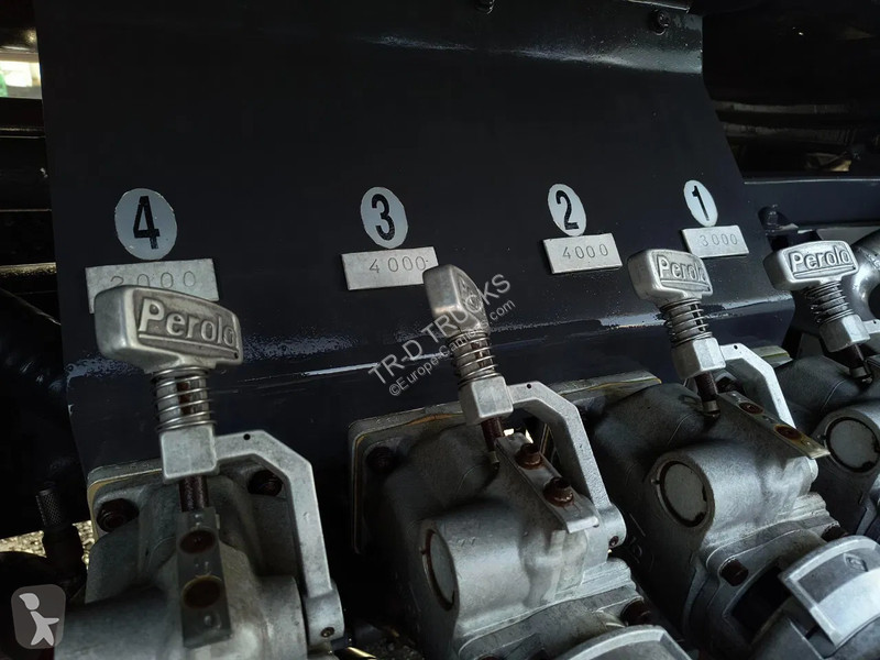 Camion Renault 320 USED OIL - 13000 L