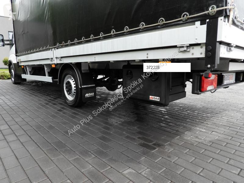 Veicolo commerciale Iveco DAILY  35S18 PLANDEKA...