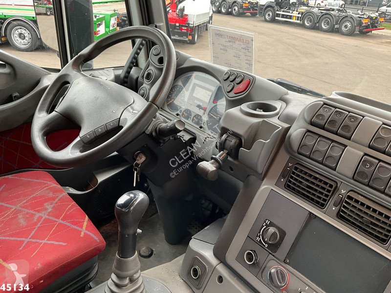 Camion Iveco AD410T44 8x4 Palfinger 44 Tonmeter...