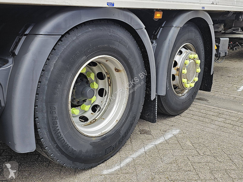 Camion Scania 450