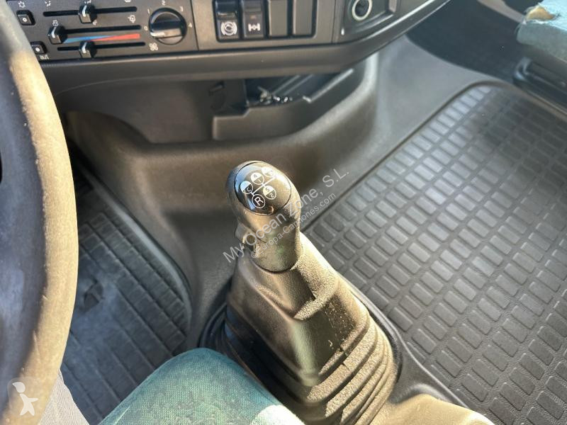 Camión Volvo 380
