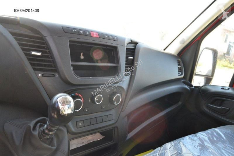 Véhicule utilitaire Iveco DAILY 35C13