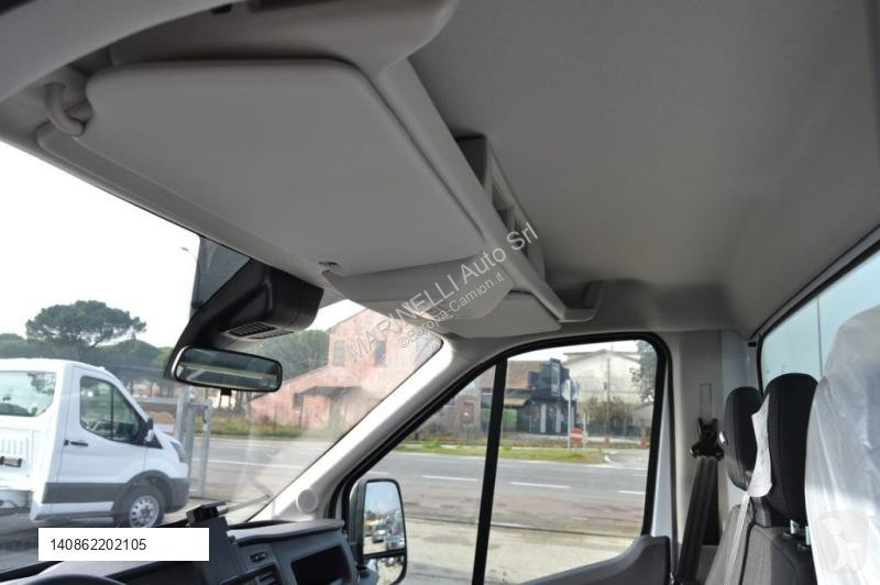 Véhicule utilitaire Ford 350 CASSONE...