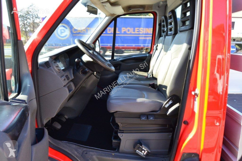 Veicolo commerciale Iveco 35C13
