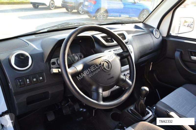 Veicolo commerciale  P.CONSEGNA EVO 27 1.2...