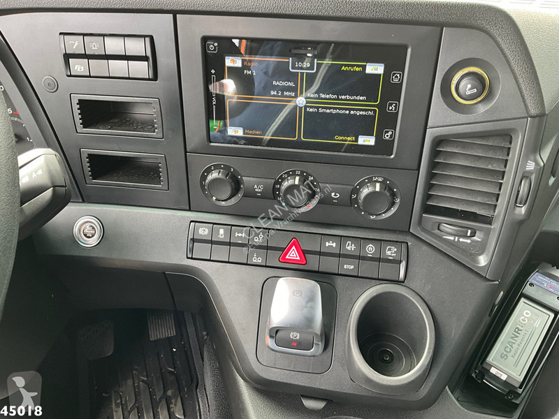 Camion Mercedes 2543 HMF 23 Tonmeter laadkraan