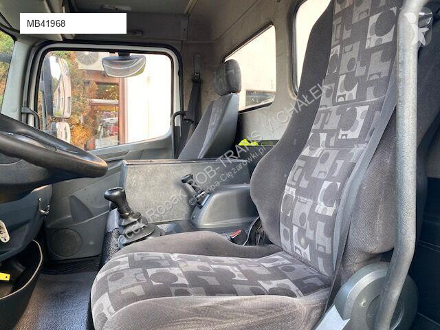 Camion Mercedes 818