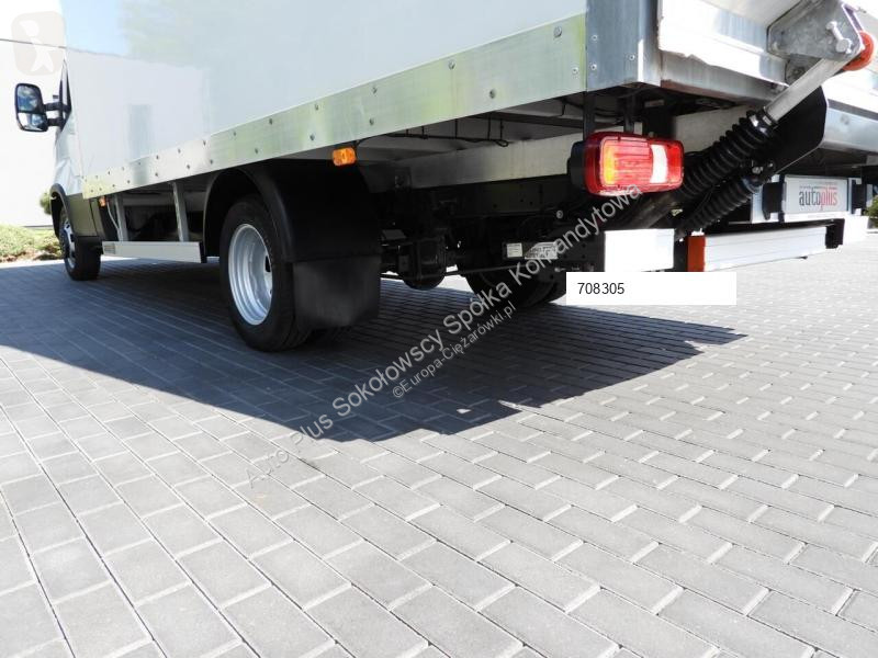 Autoutilitară Iveco DAILY 35C16 KONTENER WINDA...