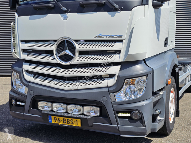 Camion Mercedes ACTROS 2640 6x2-4 / NL TRUC