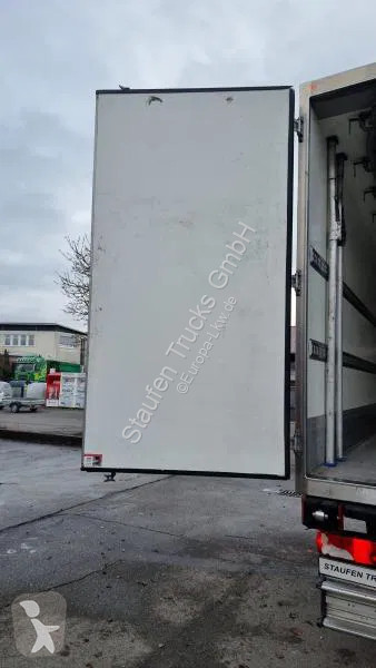 Camion Scania 360 4X2 Fleisch Rohrbahnen...
