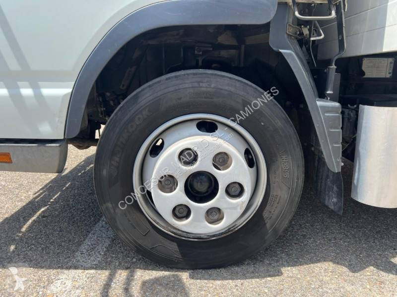 Camion Mitsubishi Fuso