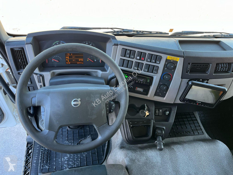 Kamion Volvo 280 4x2 BOX L=9484 mm