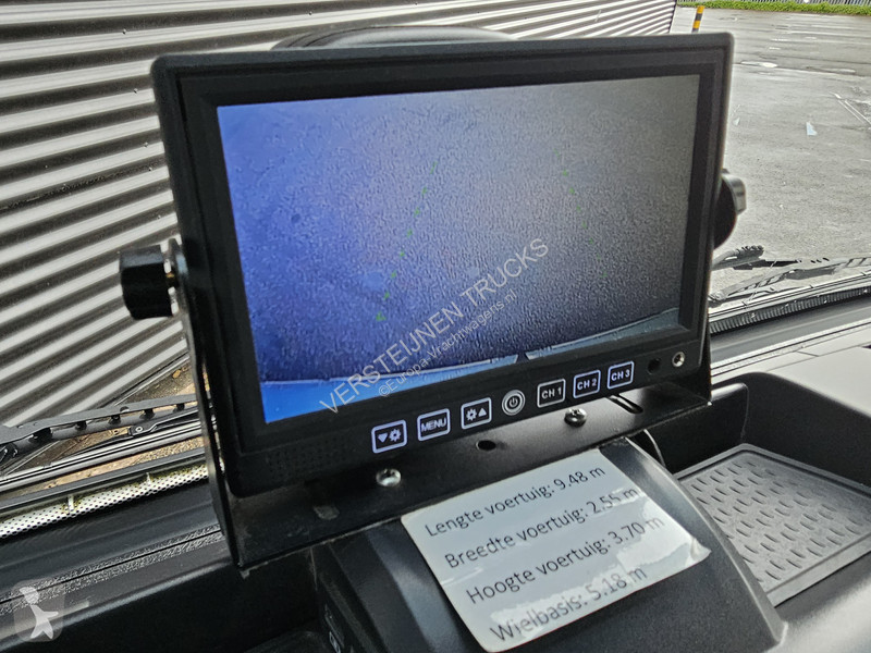 Kamion Iveco EURO CARGO 220 / LES / SCHOOL /...