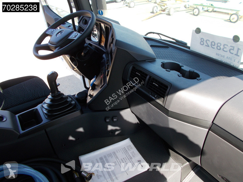 Camion Mercedes 4145 8X4 10m3 Schwing Stetter...