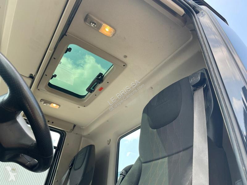 Camion DAF 530