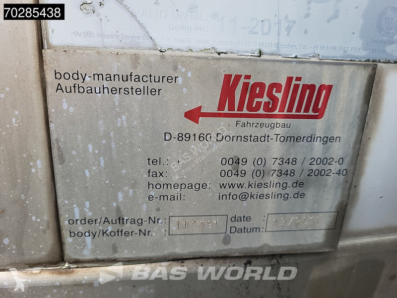 Kamion Mercedes 1833 4X2 Thermo-King T-1200R...