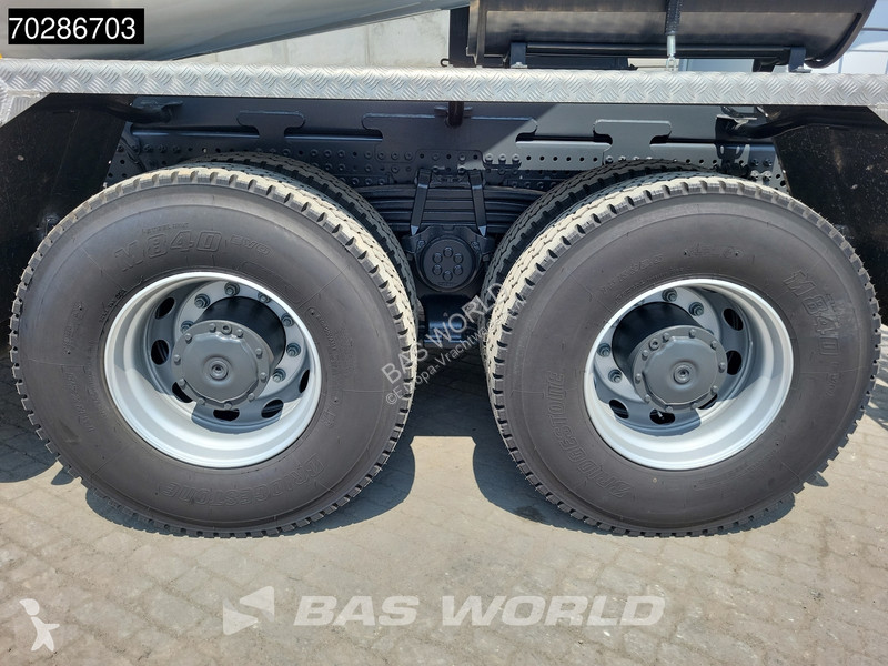Camion Mercedes 4145 8X4 NEW! 10m3 Schwing...