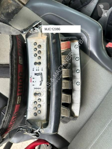 Kamion Renault 288 E-6 HIDUO / 5+6F / RADIO FUNK