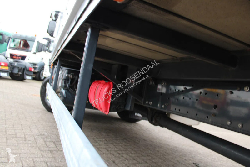 Kamion Iveco 160e25 + lift + euro 6