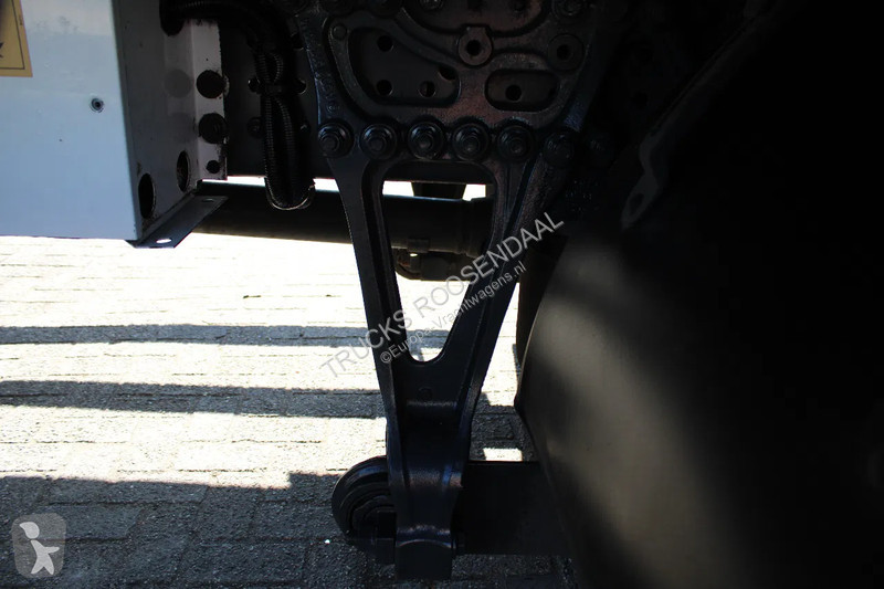 Kamion Mercedes 1924 + THERMO KING 1200 + LIFT...