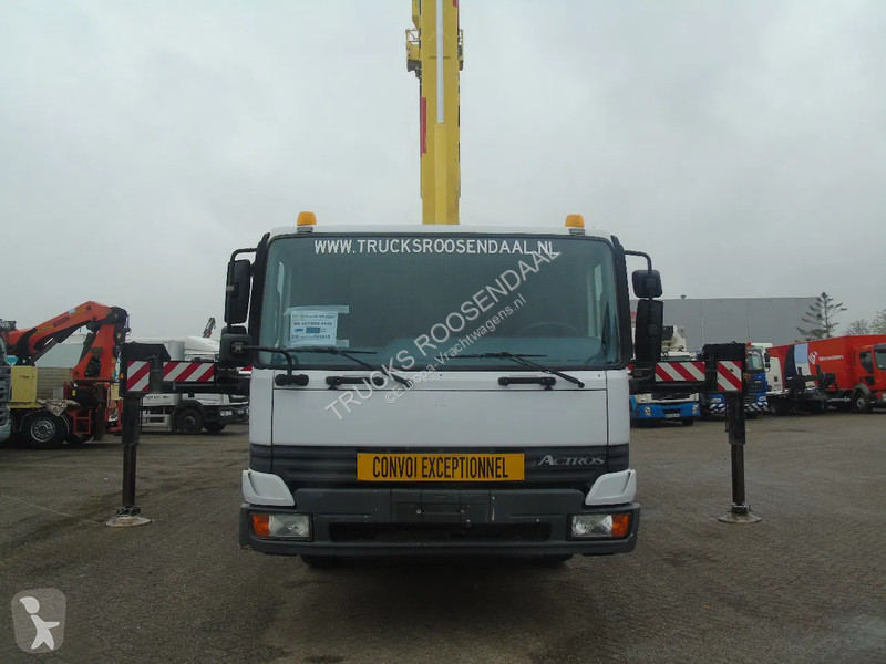 Kamion Mercedes 4148 + 84 meters + 10x4