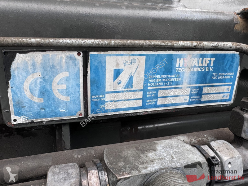 Camion Mercedes 3640 8x4 Euro 6 met haakarm...
