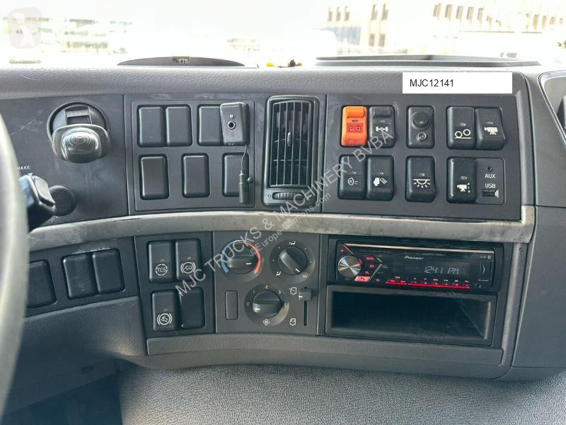 Kamion Volvo FM 450 6x2 19.000L - 5 COMP. FUEL...
