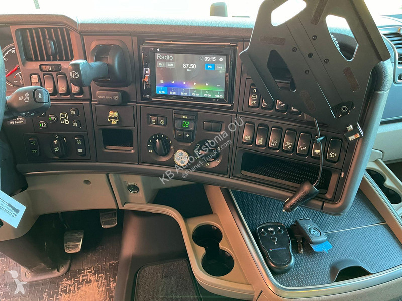 Kamion Scania R520 6x2 FOR SAE AS CHASSIS / ADR...