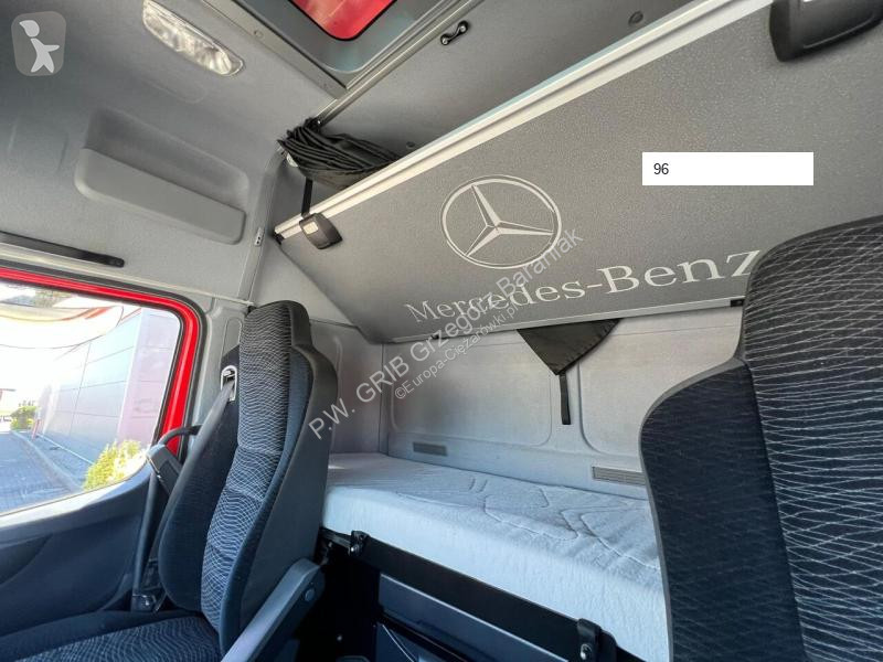 Camion Mercedes ATEGO 824 EURO 6 1.HAND...