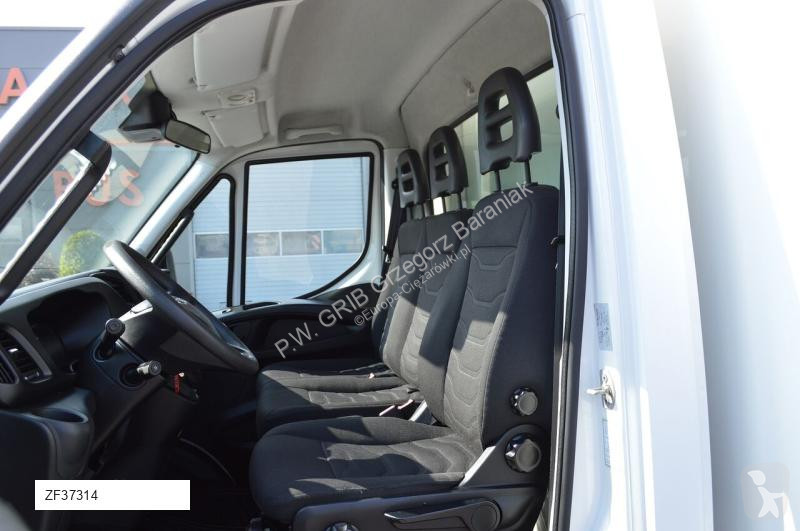 Autoutilitară Iveco DAILY 60C15