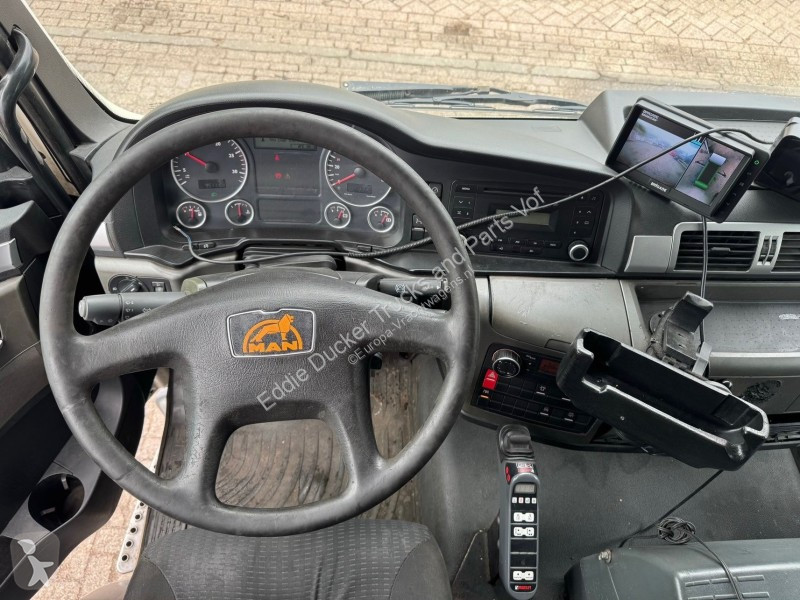 Kamion MAN 28.360 6X4 EURO 4 HIAB 122 HIDUO