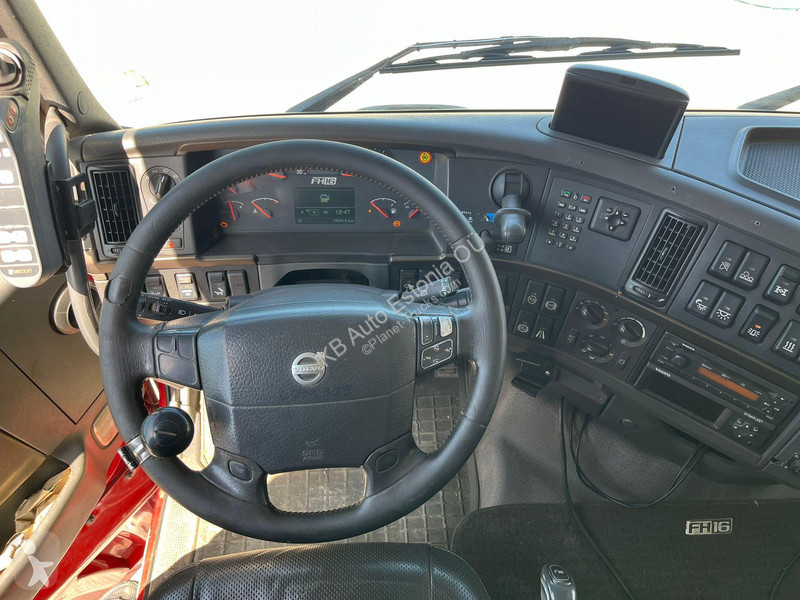 Camion Volvo 700 8x4*4 HIAB XR 24 ton / L=5800 mm