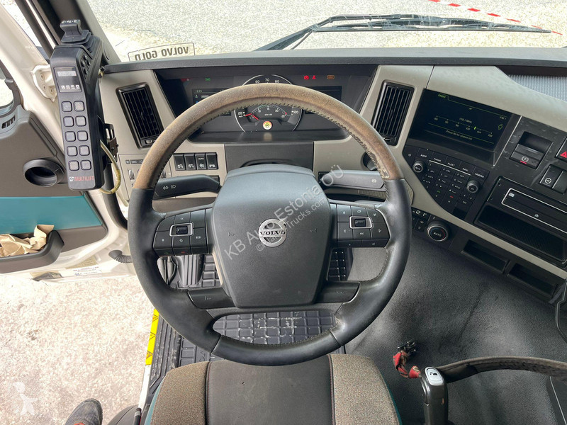 Kamion Volvo 330 6x2*4 HIAB 192E-5 / HIAB XR 18...