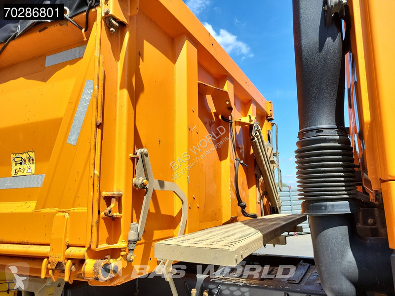 Camion Mercedes 3345 6X6 11m3 Meiller Mixer...