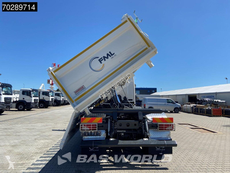 Camion Scania 420 8X4 NEW! 13,5m3 3-way tipper...