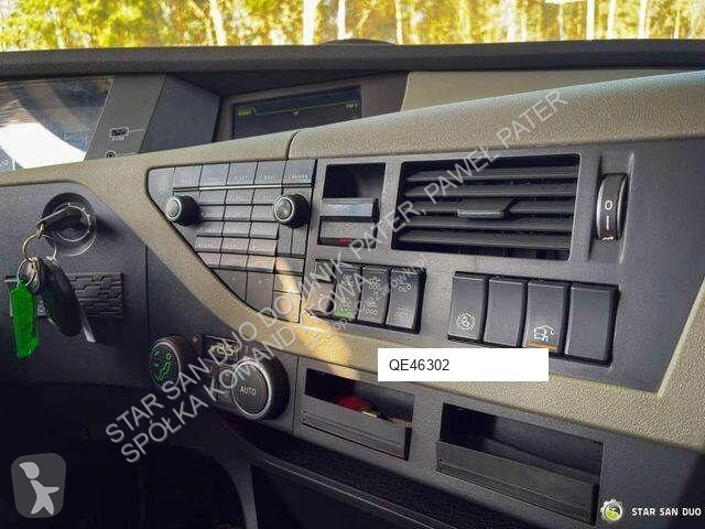Kamion Volvo 16550 8x4 Palfinger PK 34002-SH...