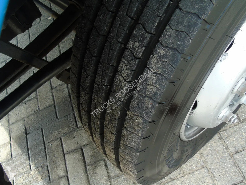 Kamion Mercedes 1218 + euro 5 + lift