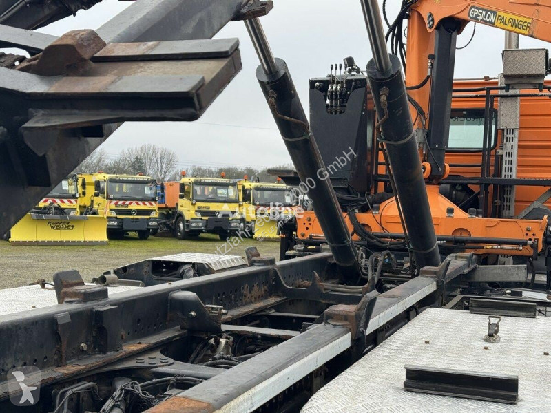 Kamion Volvo FM